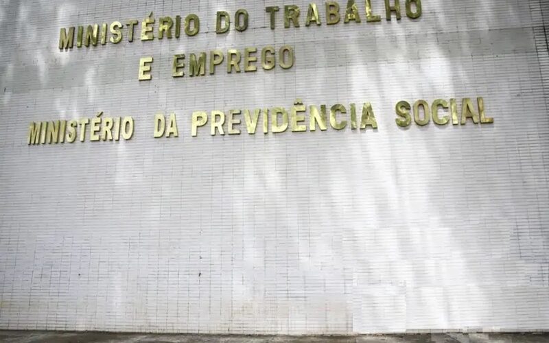 Portaria MTE nº 3.6653 – Trabalhos aos domingos e feriados