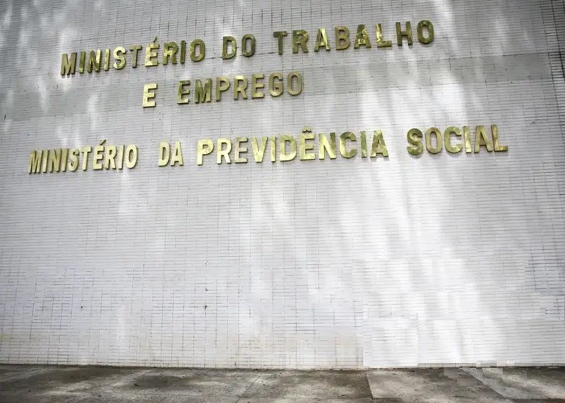 Portaria MTE nº 3.6653 – Trabalhos aos domingos e feriados